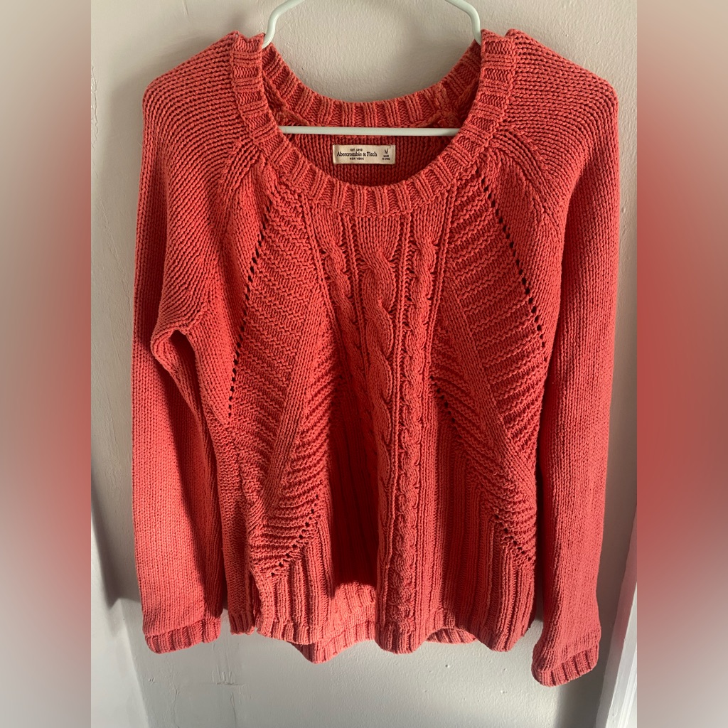 Abercrombie And Fitch Women’s Orange Sweater